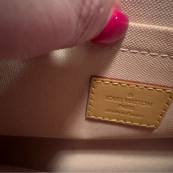 Louis Vuitton Damier Azul Croisette - Picture 8 of 13